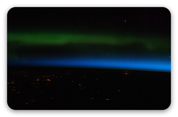 Aurore depuis l&rsquo;espace
